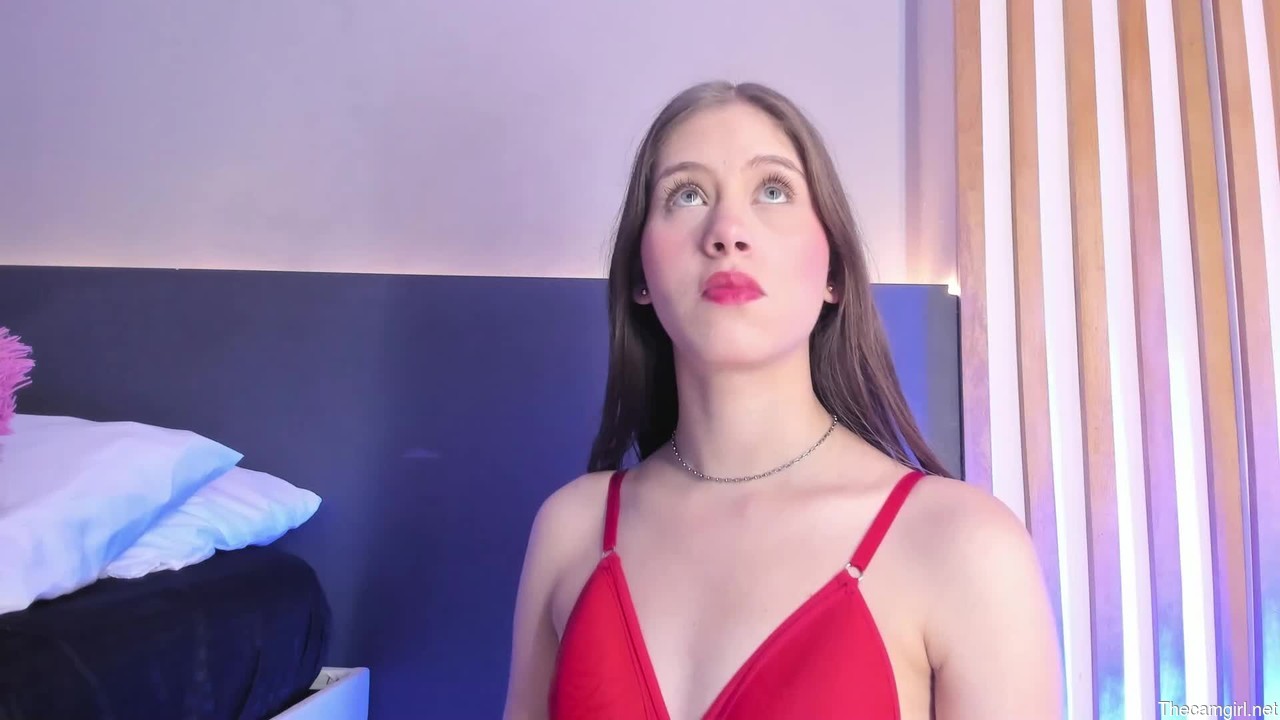 Sara__jones_