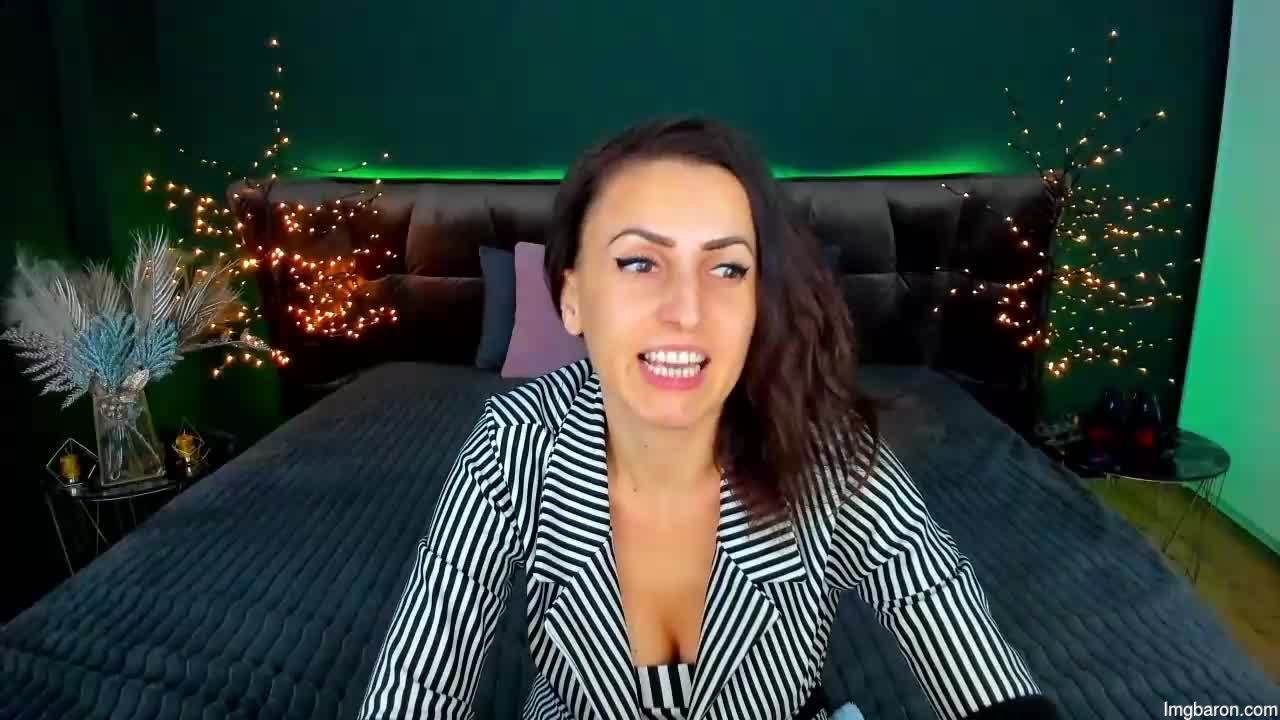 Rebecca_diamonds