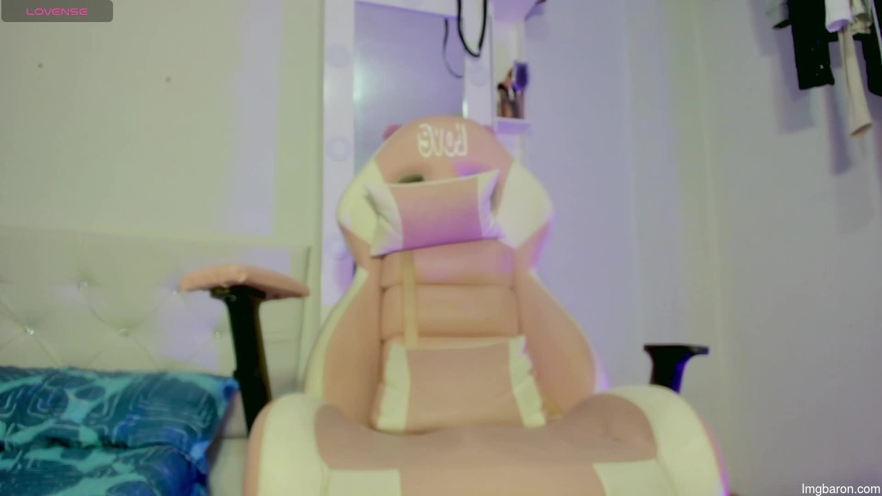 Alana_ponse