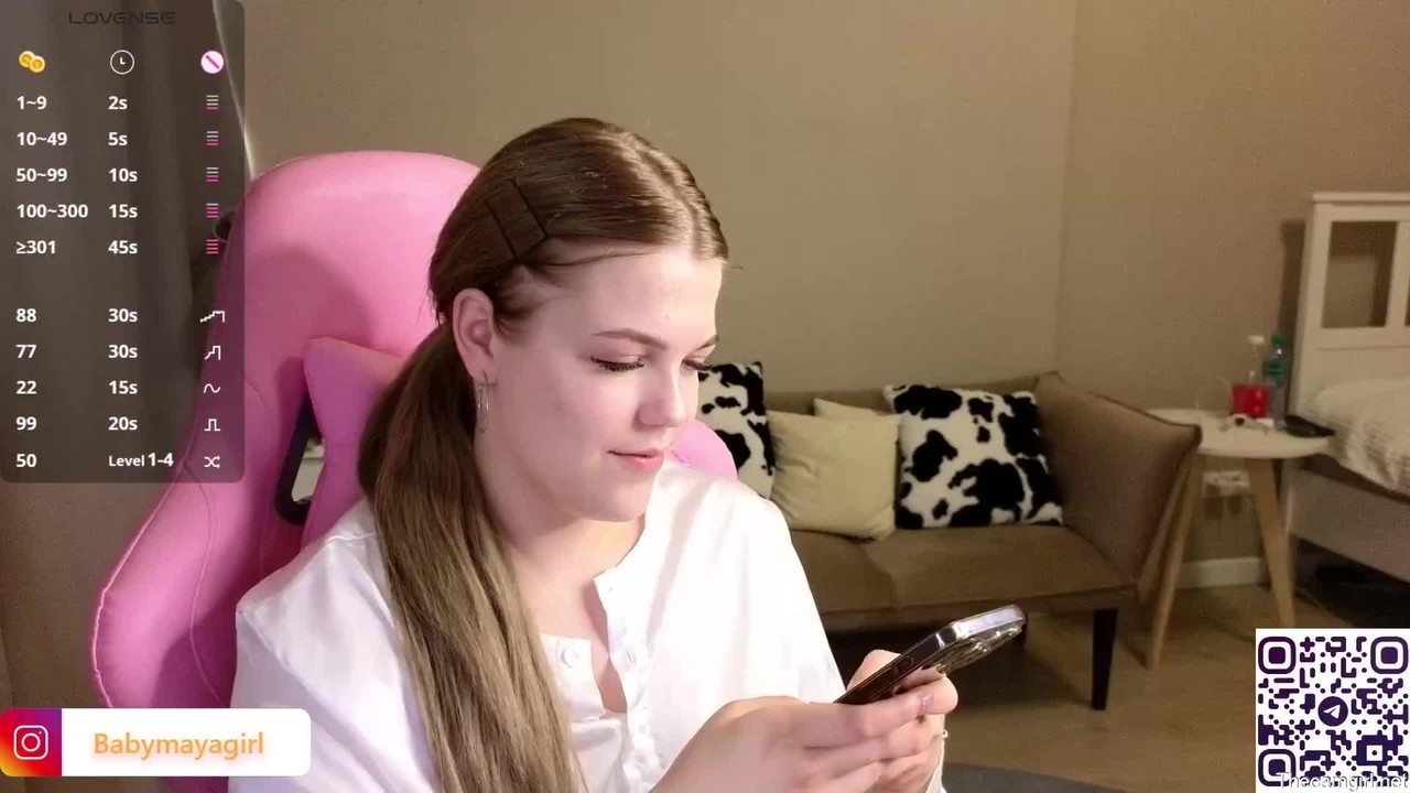 Maya_blonde18