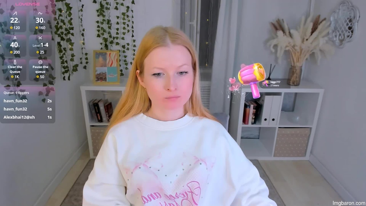 Laly_peach