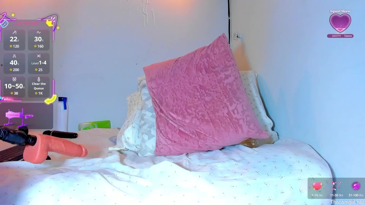 Larahorny23