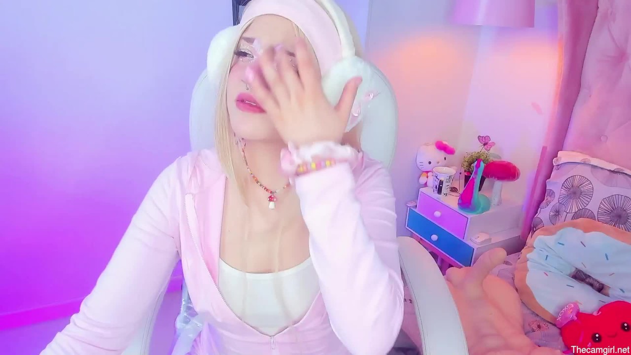 Tiny__emmy