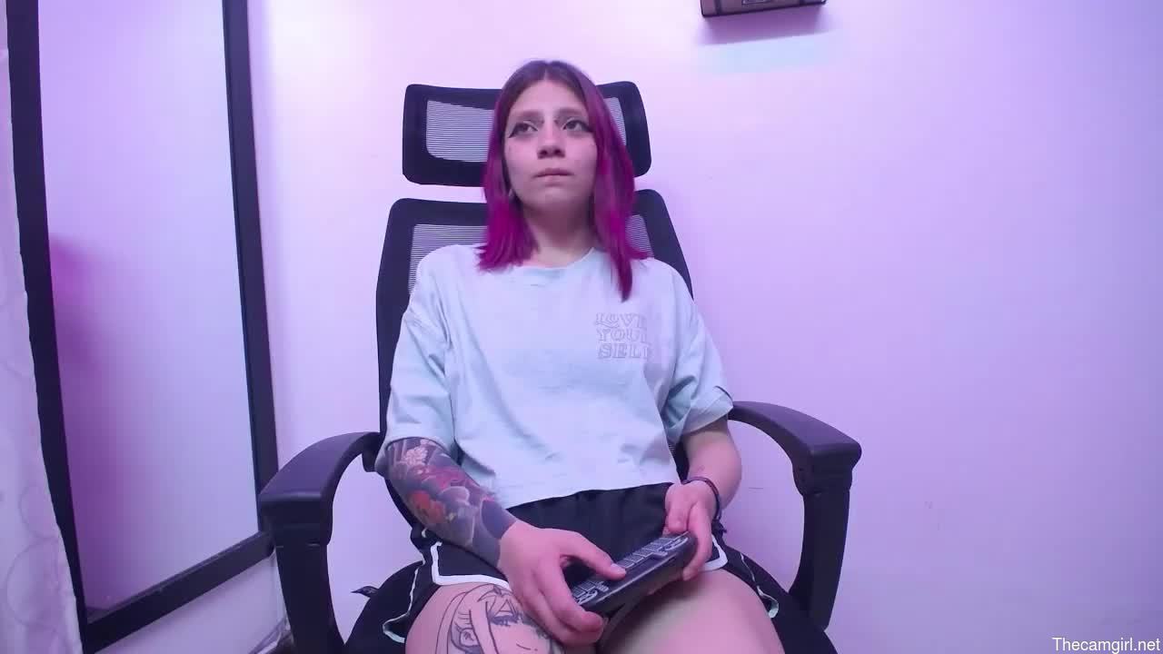 Sarai_petite_