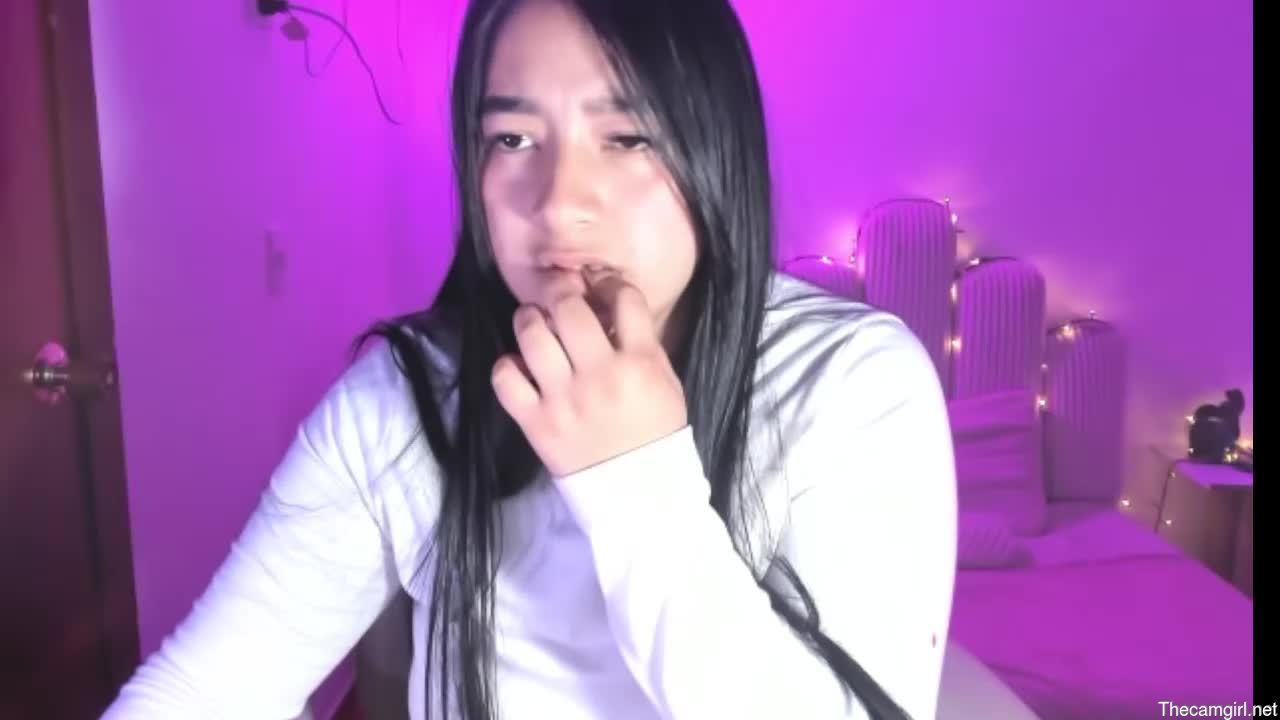 Pretti_scarlett