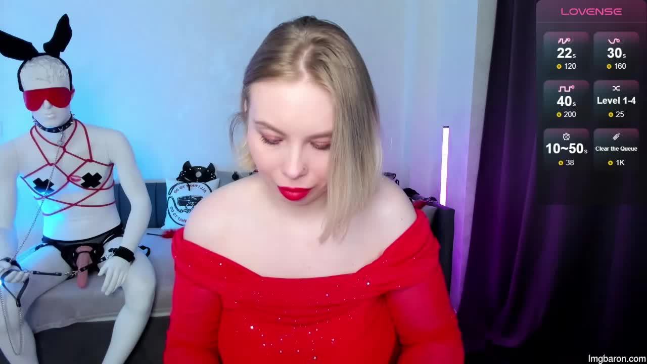 Anna_maxwell
