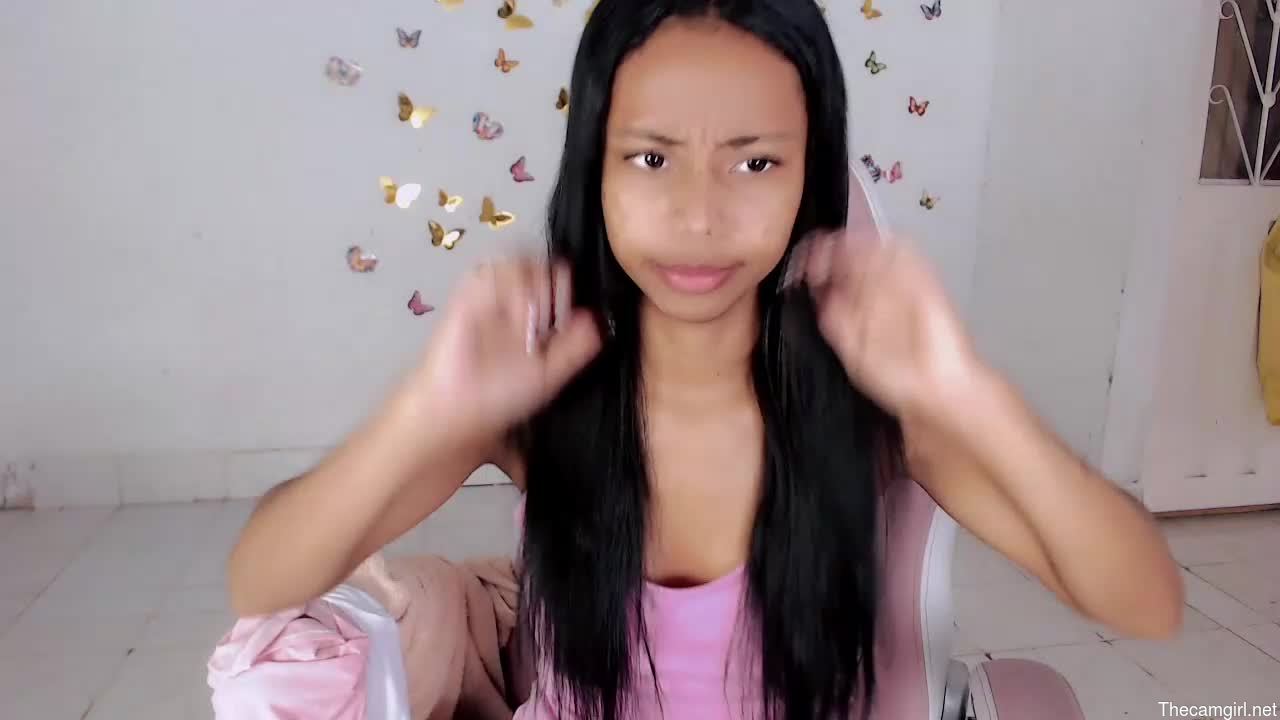 Jasmin_brunette_