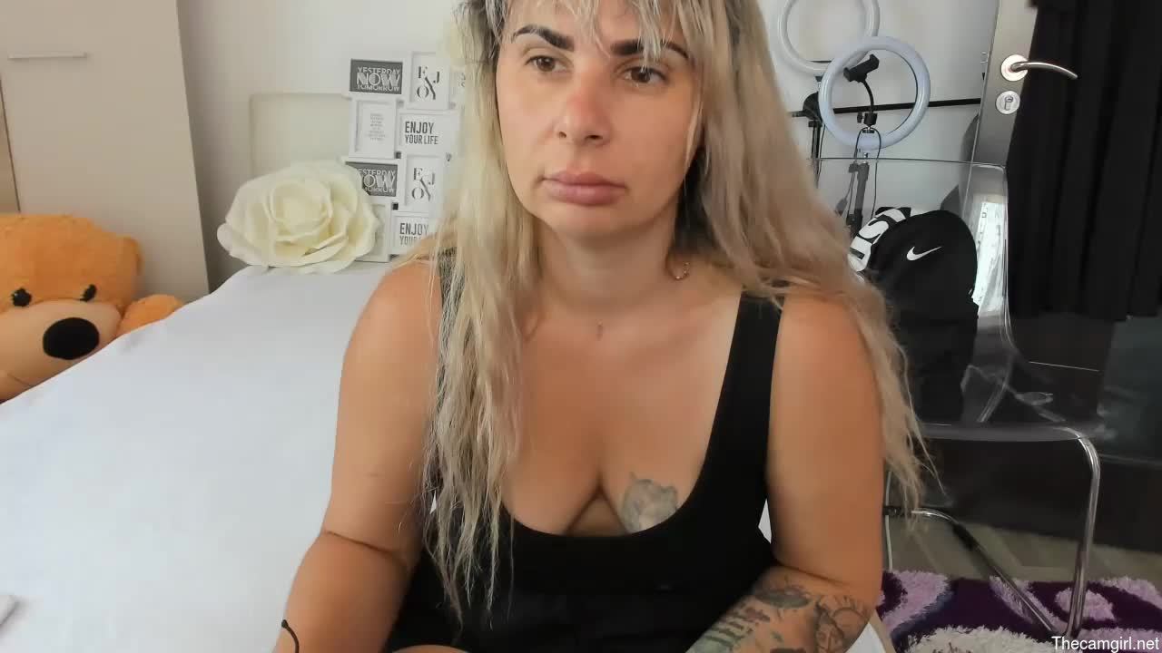 Eroticsensualkitty4u