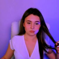 Laura_benson