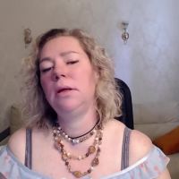 Unsual_milf