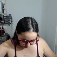 Dakota_hot03