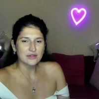 Alianna_solo_kiss