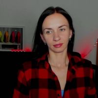 Annakillian_kiss