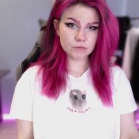 Makelovenotwarbitchess