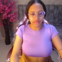 Zhara_rose_sub