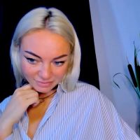 Adriana_coy_