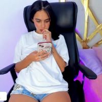 Chloeharper_