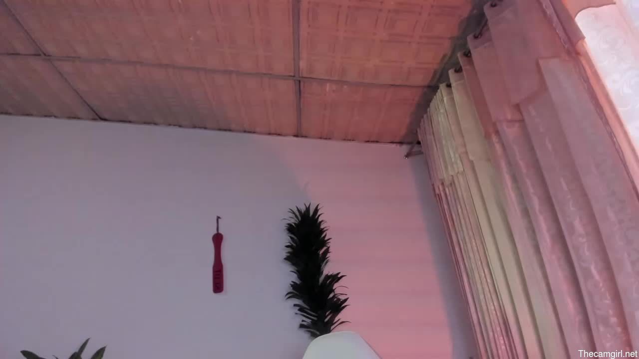Bri_von_dhara_