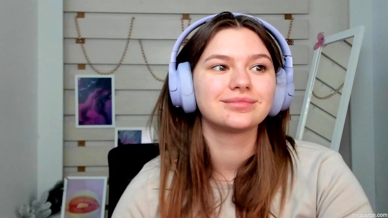 Monika_youu