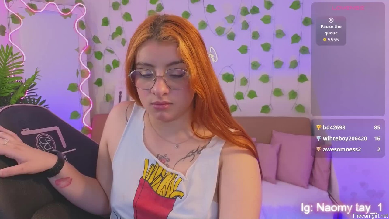 Naomy_tay1