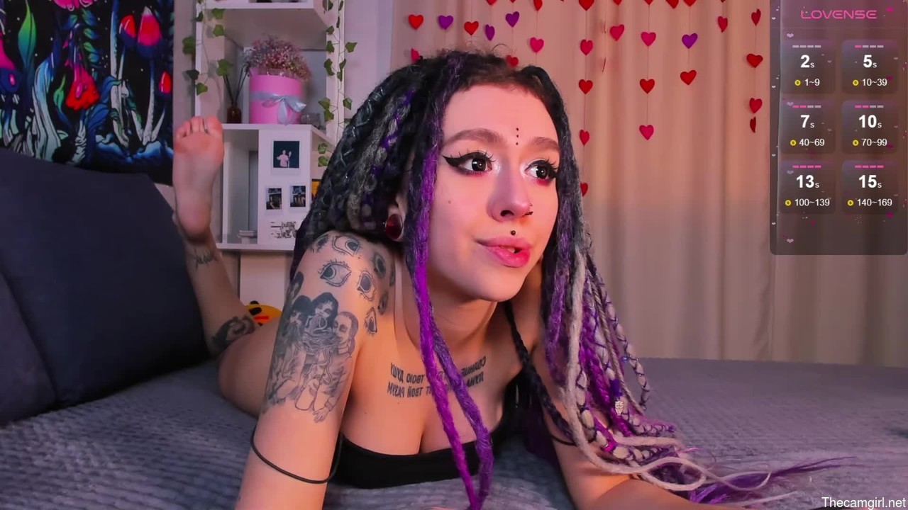 Violet_walker7