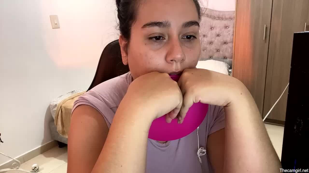 Laura_d23