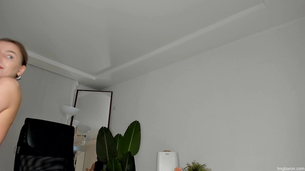 Xxx_leila