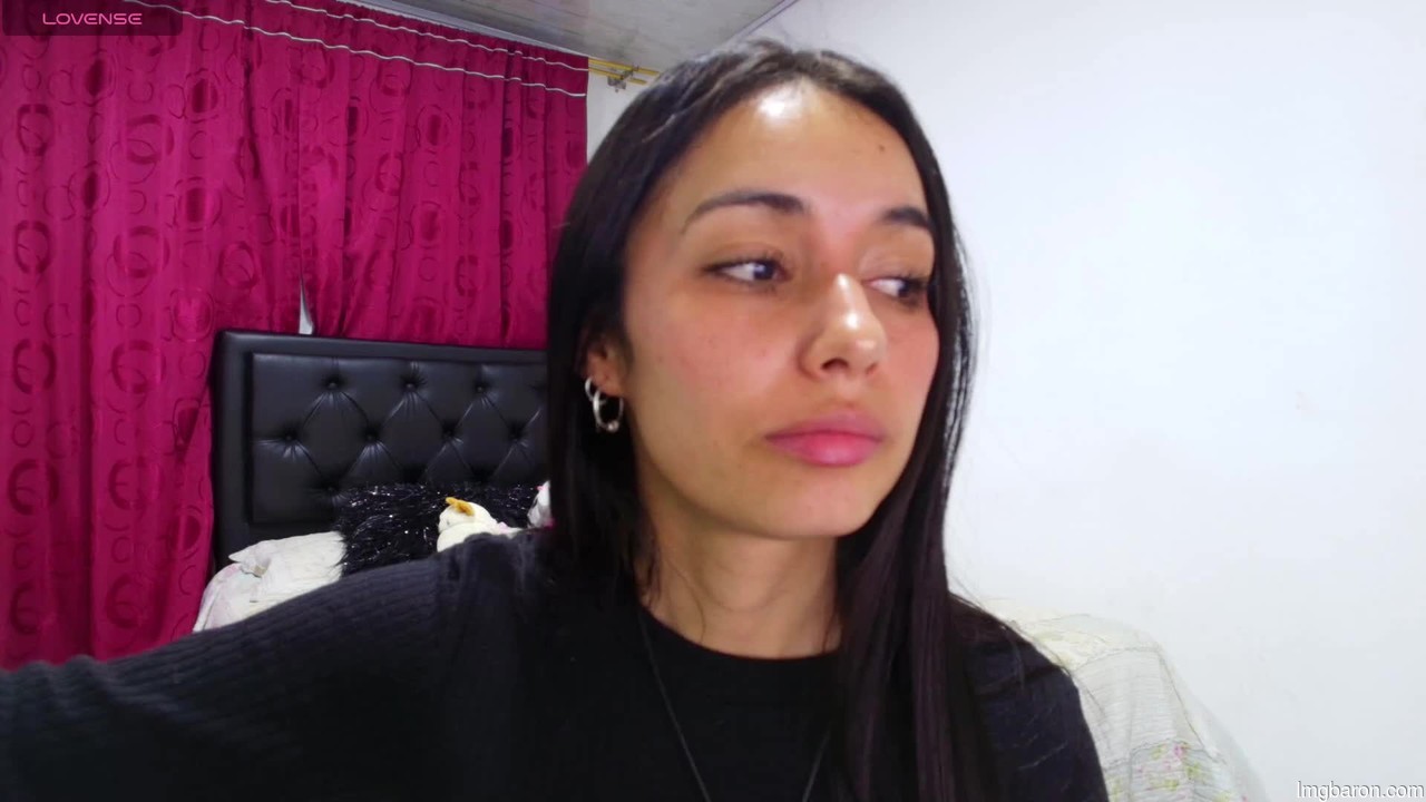 Vallery_evanss