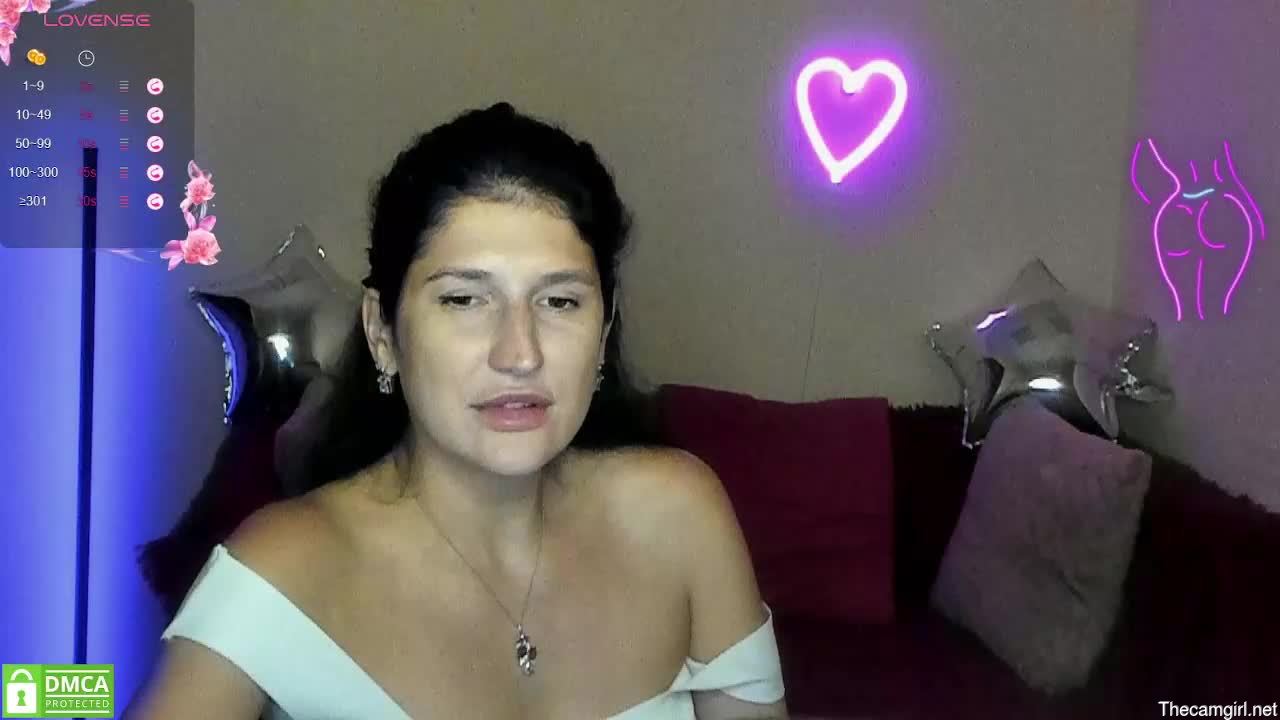 Alianna_solo_kiss