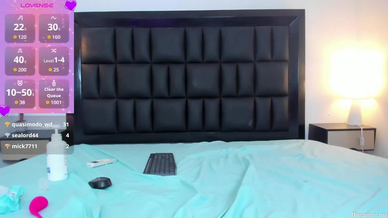 Petite_esther