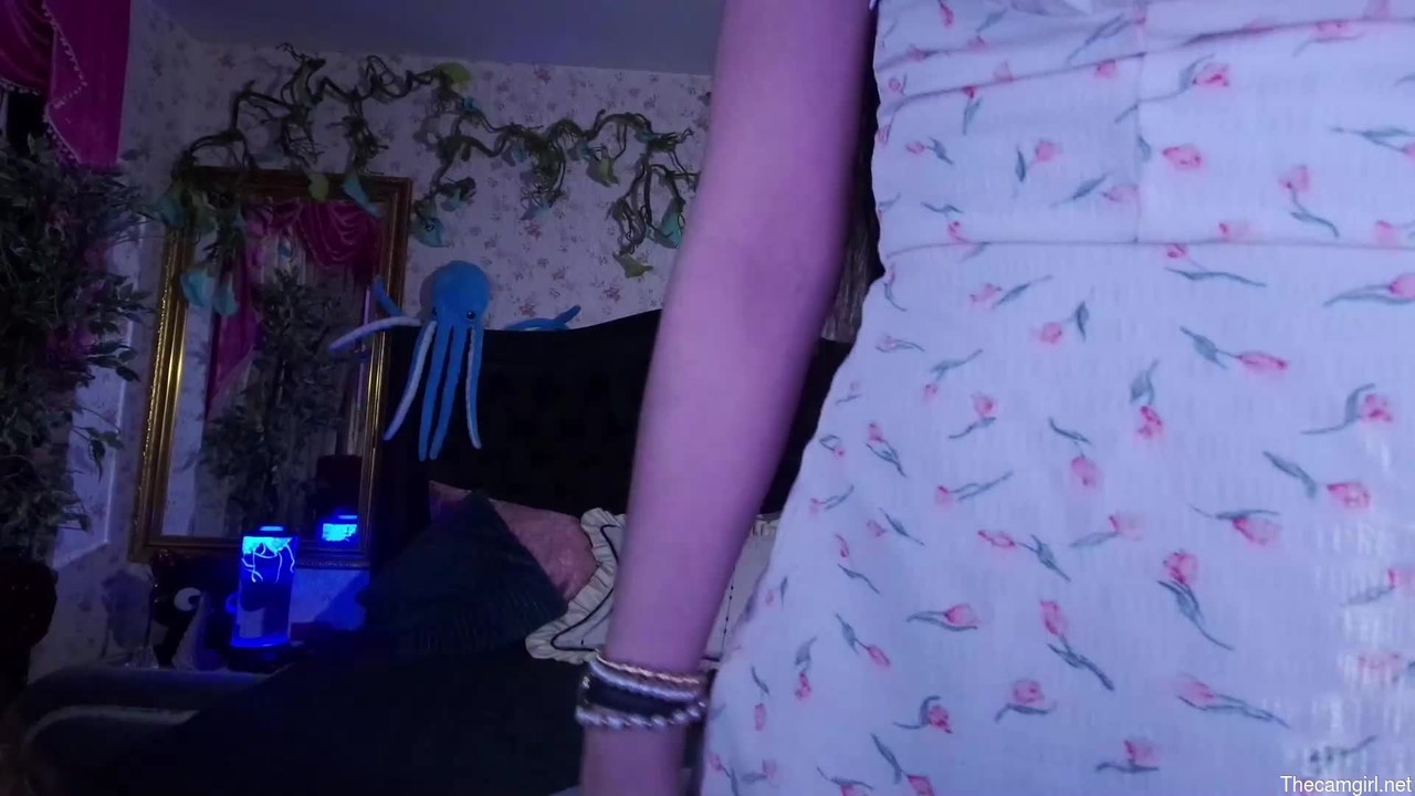 Elizabeth77_