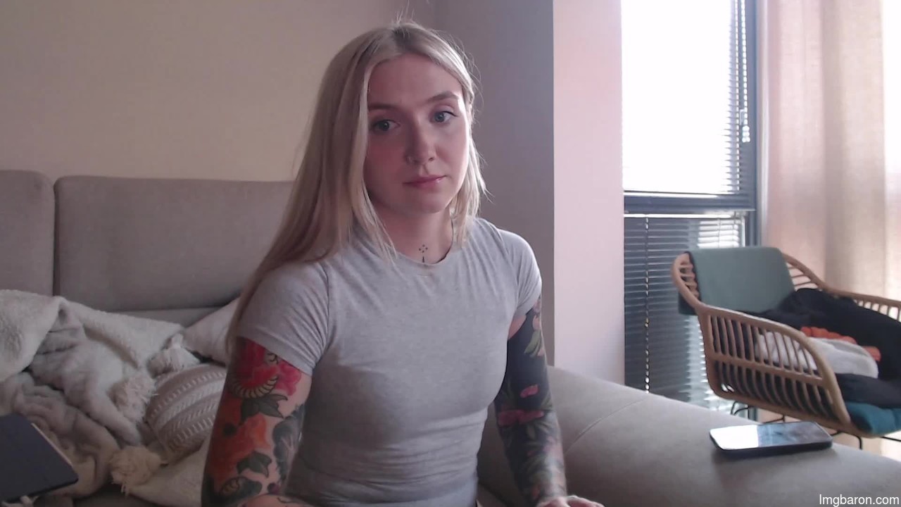 Tattoobbgirl