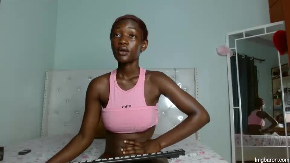 Africanpetitequeen