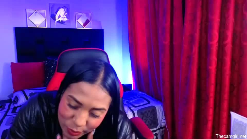 Ivette_25