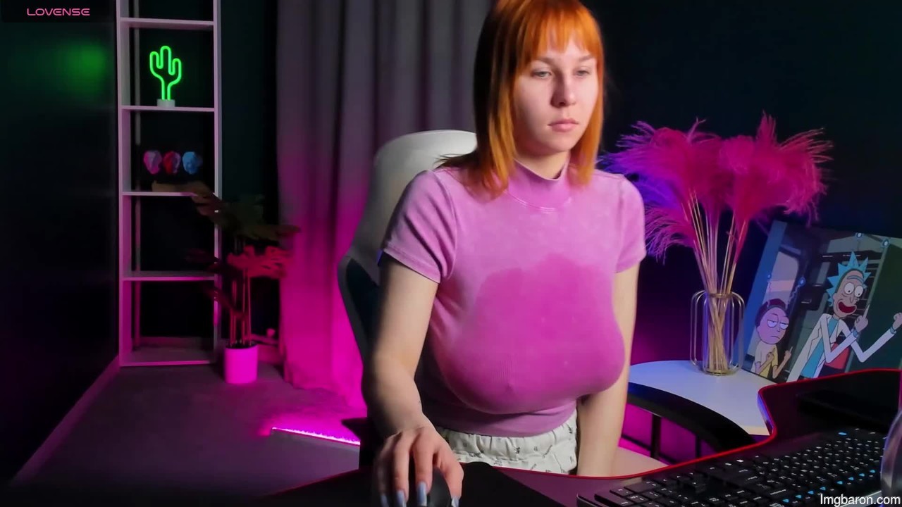 Angela_roy