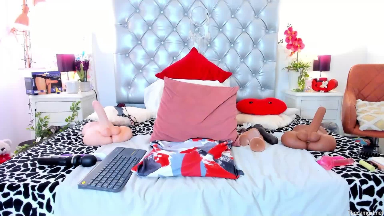 Anaa_bellaa