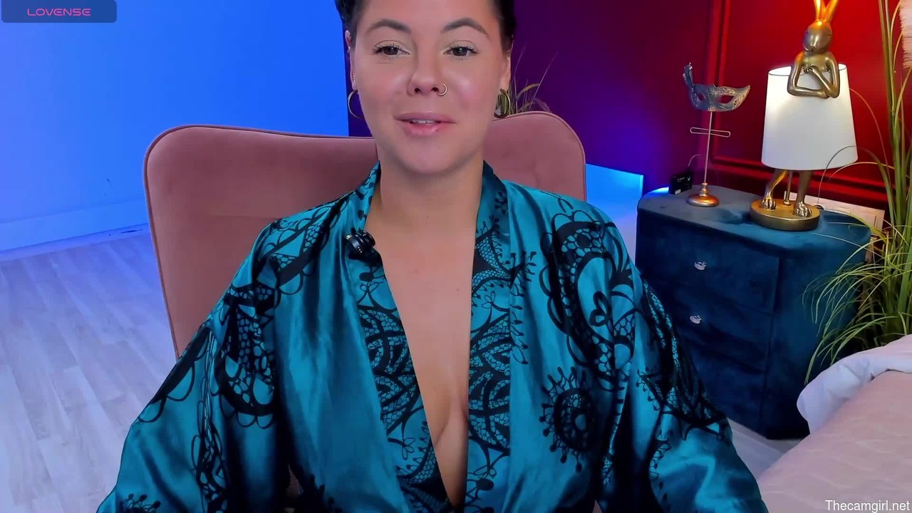 Lady_alibi