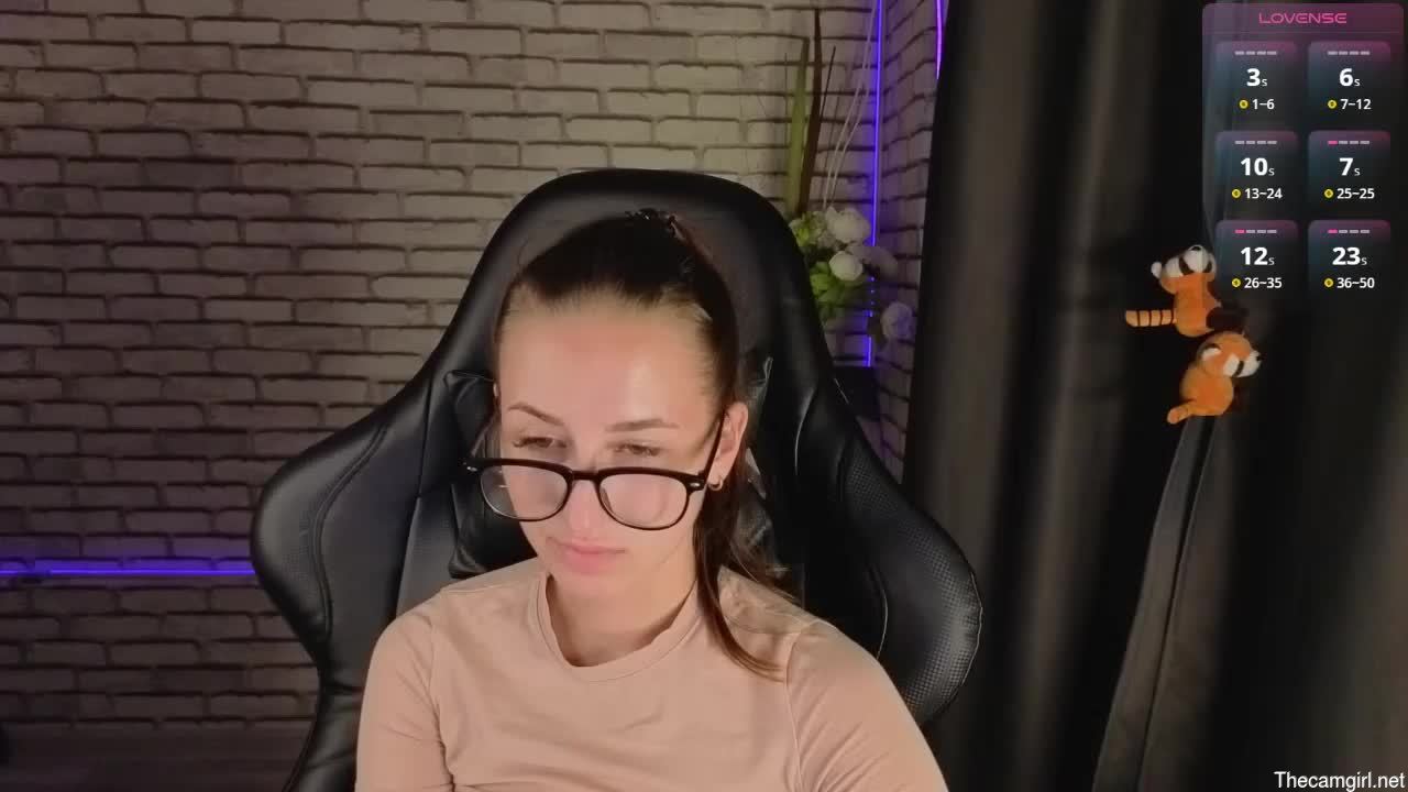 Emilia_wayne