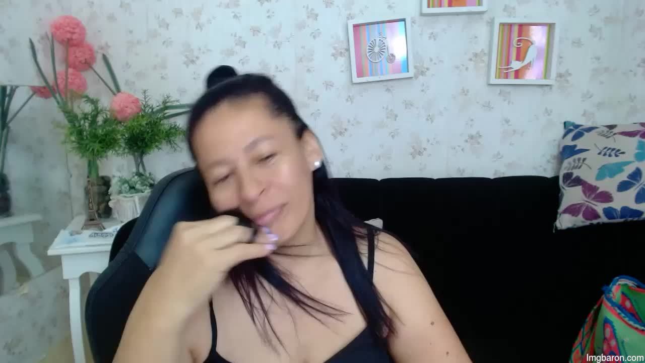 Mature_martina_