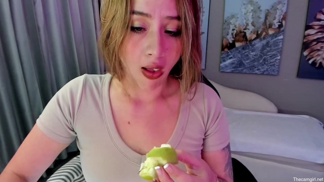 Priya_rose