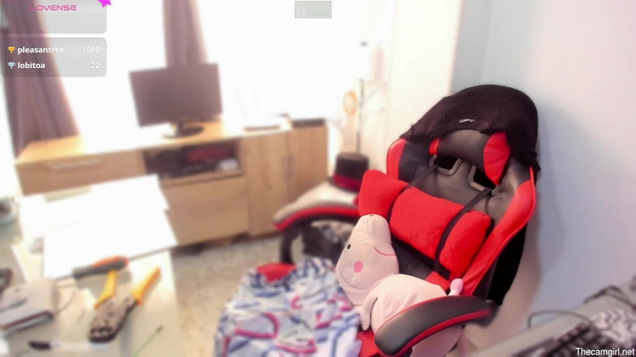 Thedevil_boobs