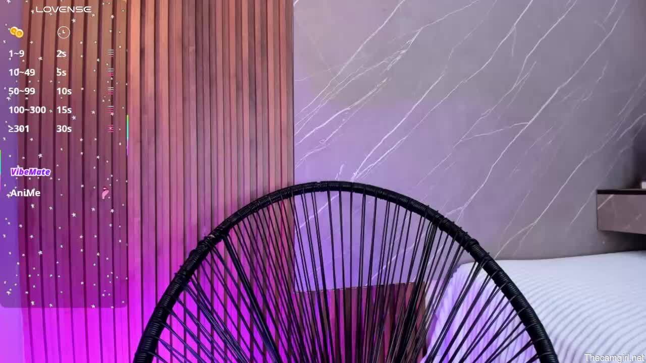 Ariana_jhonson11